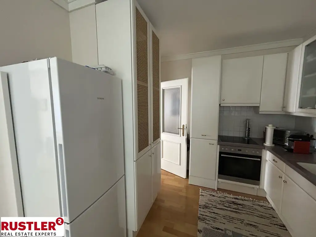 Großzügige 2 Zimmerwohnung mit Loggia