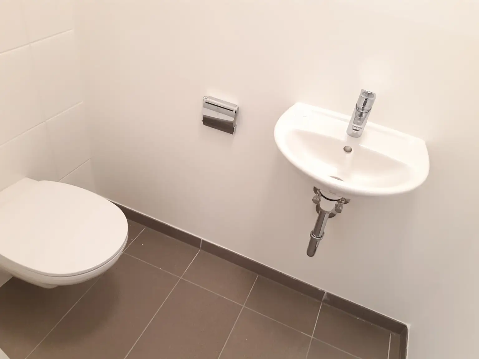EXKLUSIVE  4-ZIMMERWOHNUNG MIT GROSSER SÜDWEST TERRASSE IM NEUEN REININGHAUSAREAL