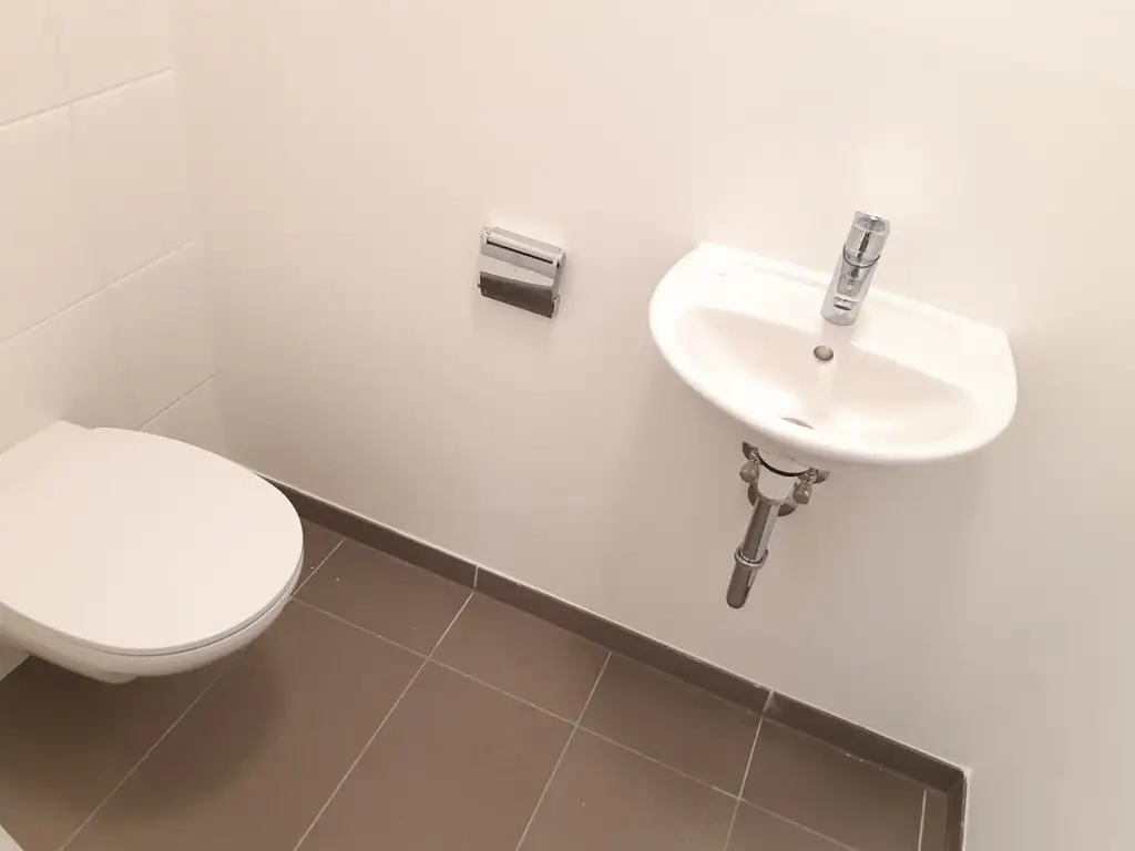 EXKLUSIVE  4-ZIMMERWOHNUNG MIT GROSSER SÜDWEST TERRASSE IM NEUEN REININGHAUSAREAL