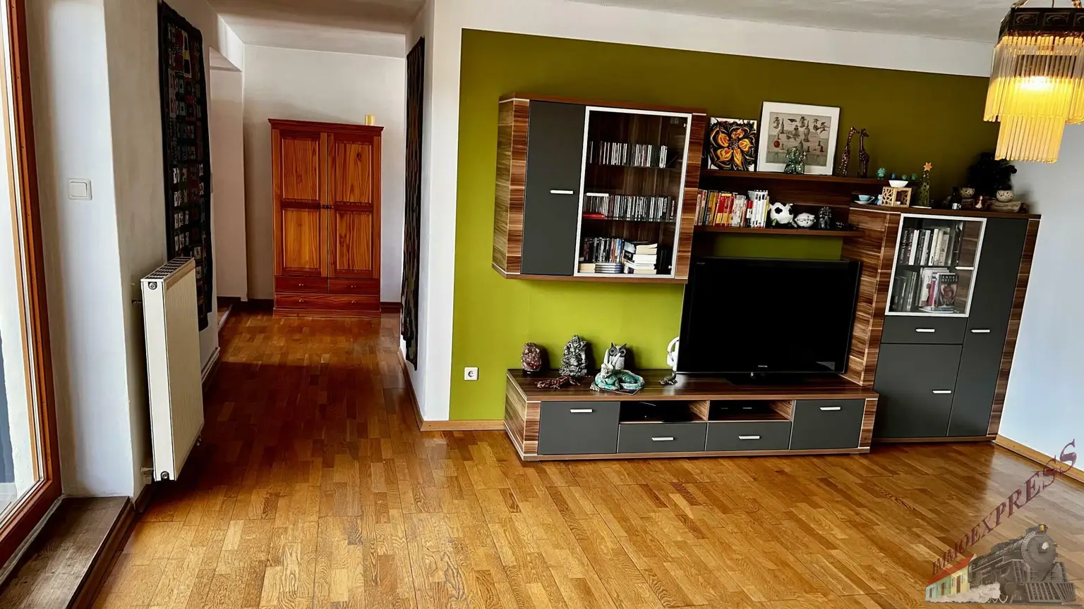 4-Zimmer-Dachgeschoß-Wohnung PLUS Garten im Naturparadies