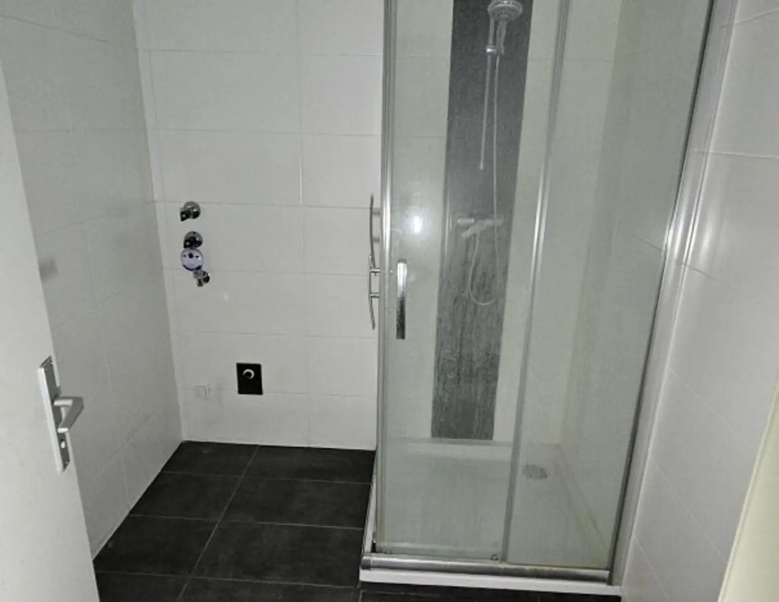 Großzügige 1,5 Zimmerwohnung, getrennte Küche - inkl. Heizkosten und Warmwasser