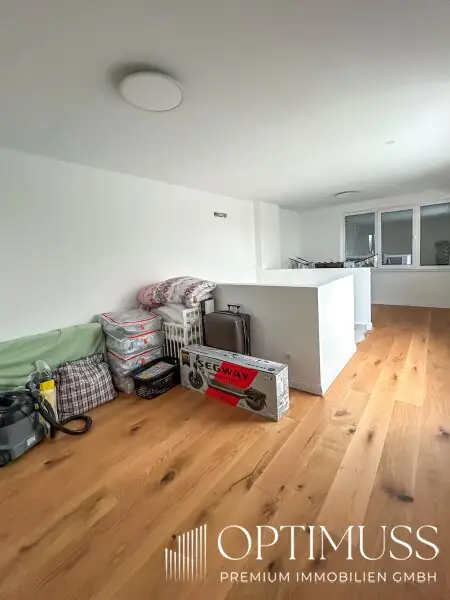 Moderne Doppelhaushälfte mit Terrasse, Pool , Garten & hochwertiger Ausstattung - Exklusives Wohnen in Gerasdorf !