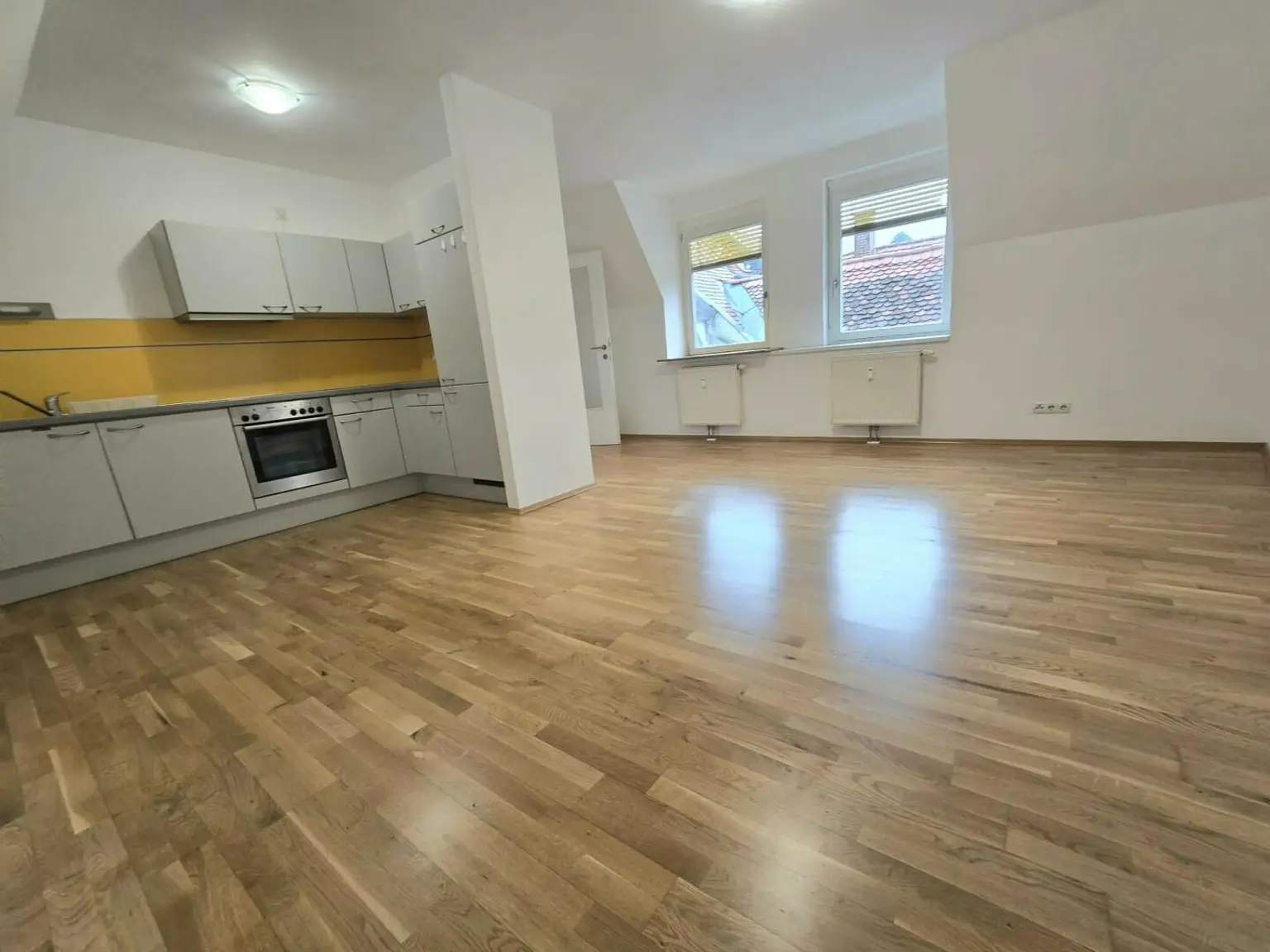 Heller Wohntraum! Zweizimmerwohnung am Südtirolerplatz!