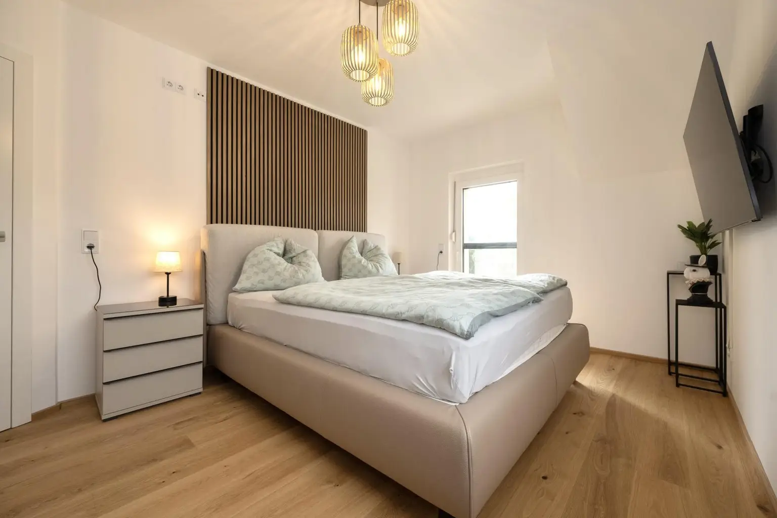 Zimmer 1 (DG)