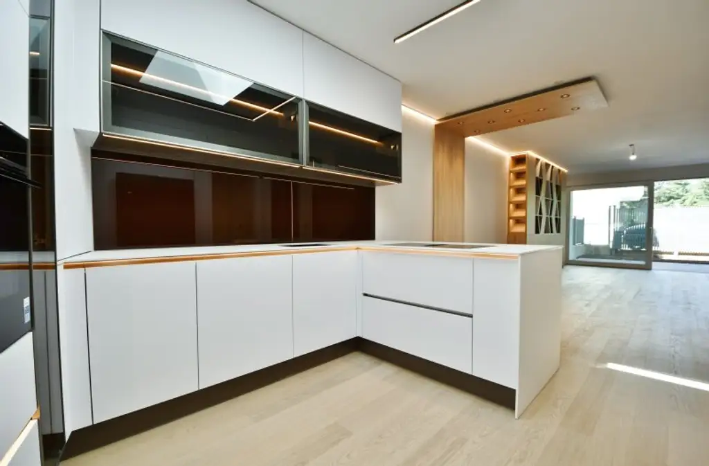 THE UNIQUE SIX HORIZON RESIDENCES