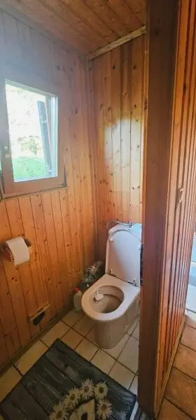 + SOMMERAKTION - EINMALIGE CHANCE + Ferienhaus am Neufelder See - Möglich auch als Zweitwohnsitz - paar Minuten vom Badesee entfernt - Privatstraße um nur € 44.900,-