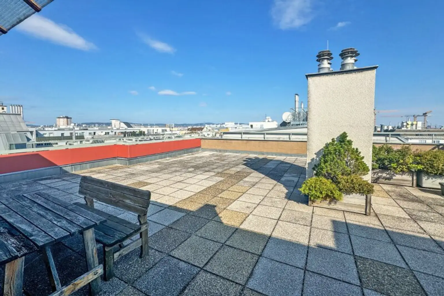 Allgemeine Dachterrasse