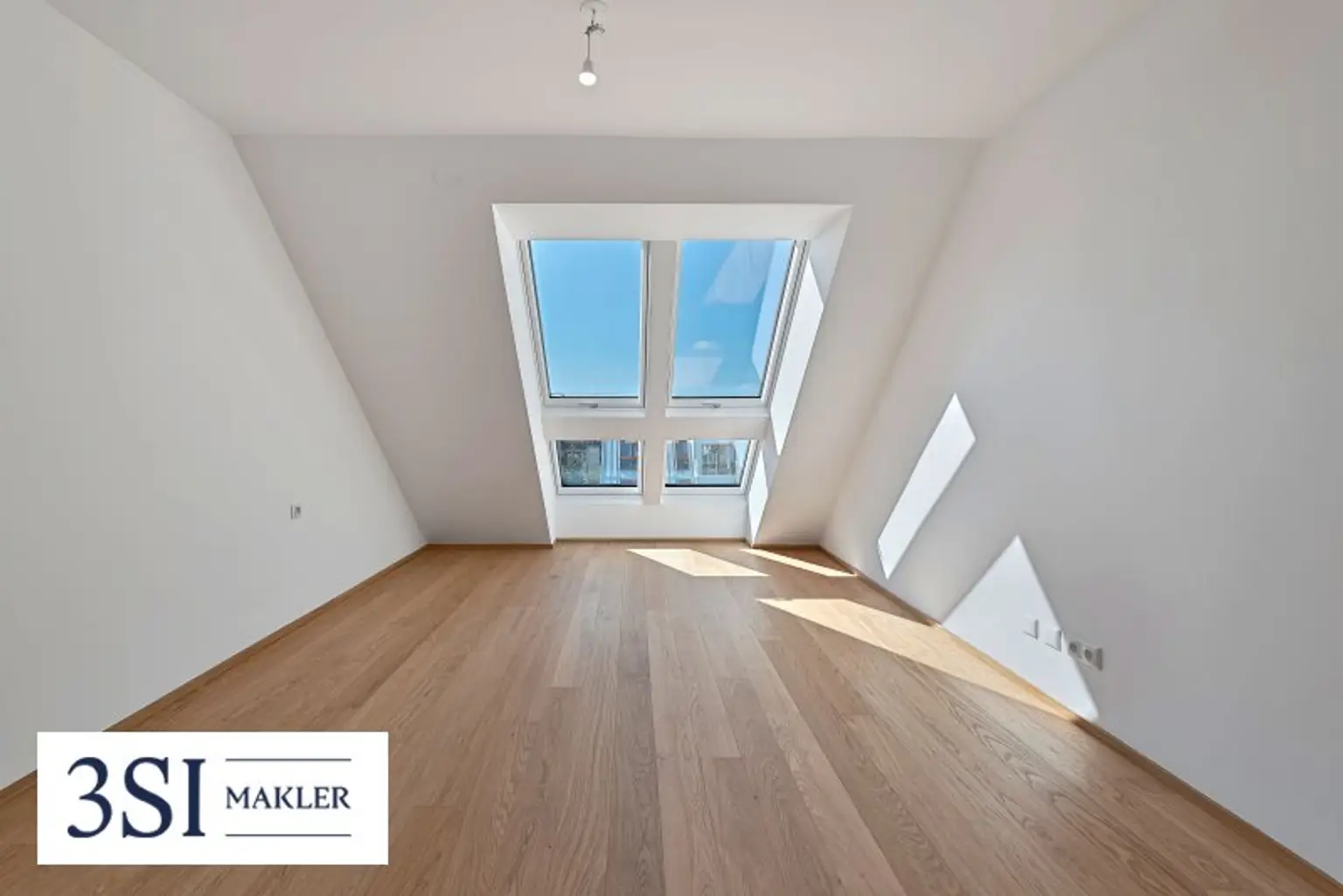 The Temptation: Familienfreundliches Dachgeschoß mit Terrasse und Grünblick nahe dem Kutschkermarkt