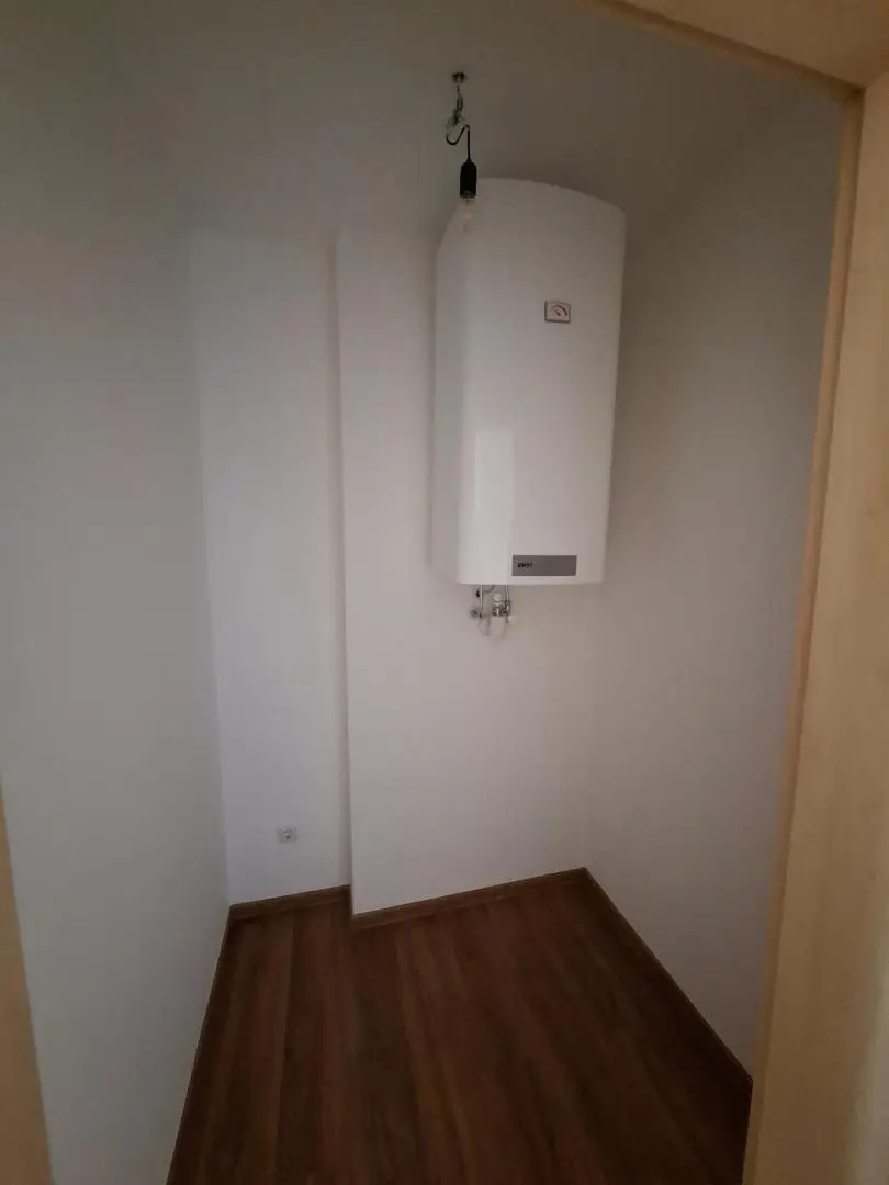 4-Zimmer-Wohnung im 1. OG eines kleinen Mehrparteienhauses zu vermieten