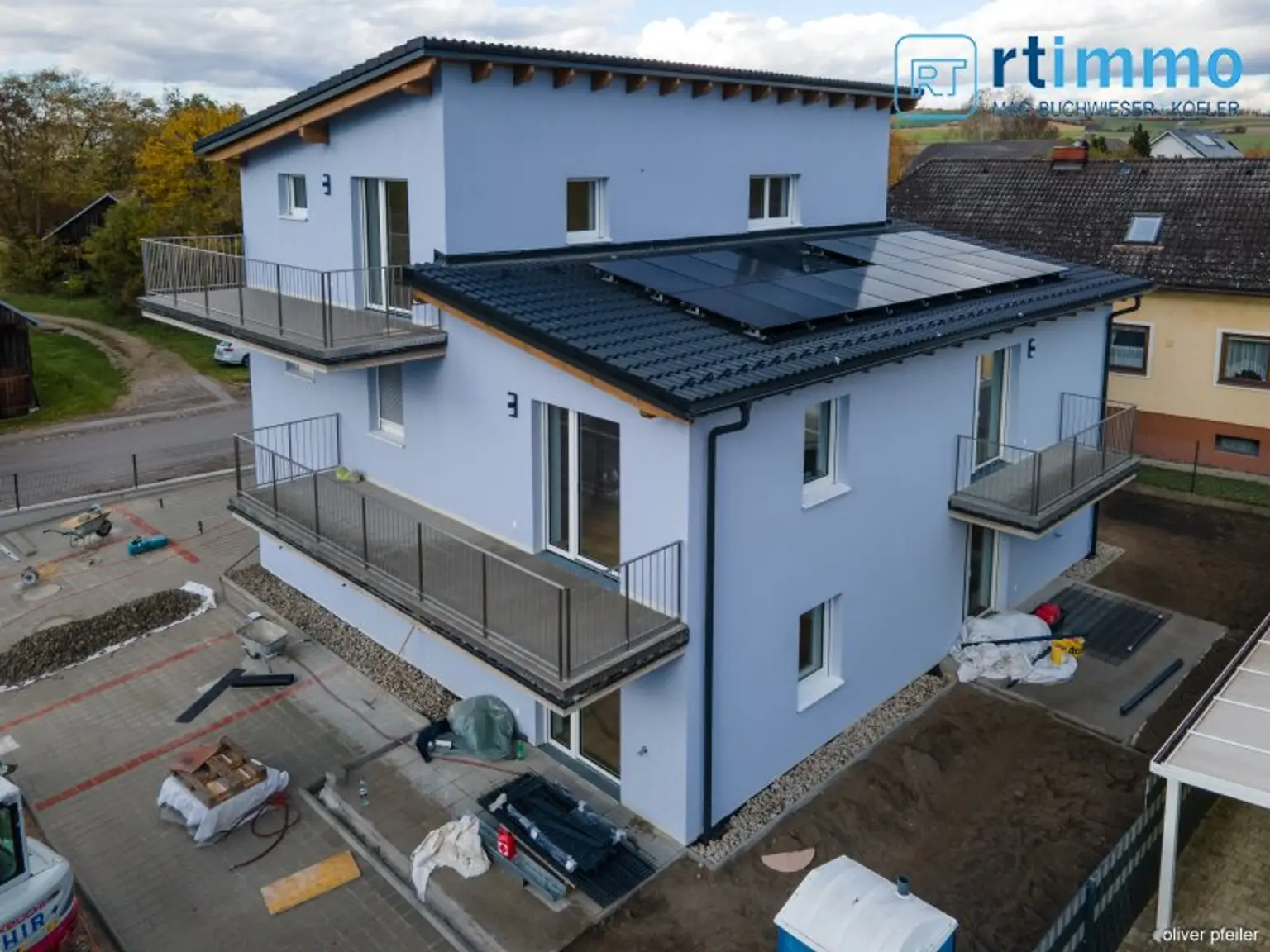 GEMÜTLICH, MODERN, ENERGIEEFFIZIENT:  Fünf 2 Zimmer- Mietwohnungen mit Außenflächen warten auf Sie!