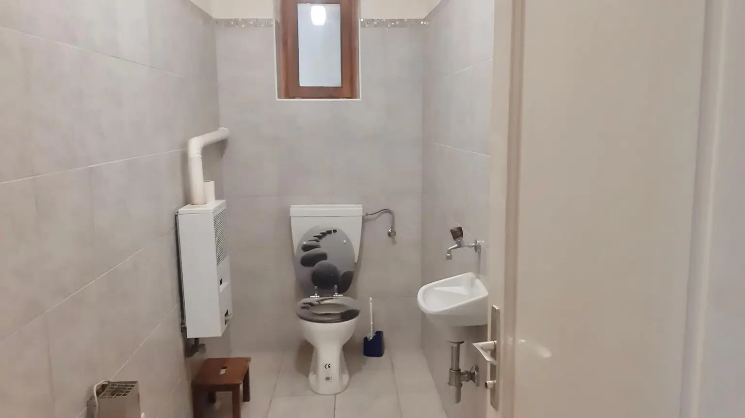 Charmantes, idyllisches Landhaus mit eigenem Ferienappartement und Raum für Ideen!