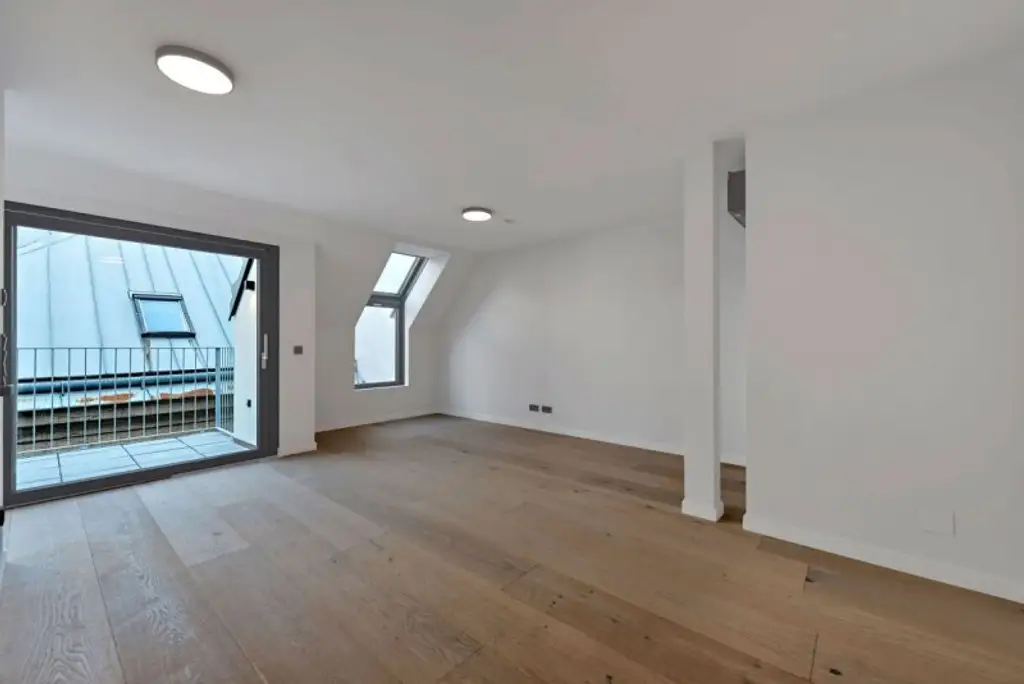 Krongasse! Erstbezug DG-Terrassenwohnung auf liebevoll neu saniertem Altbauhaus - Top16