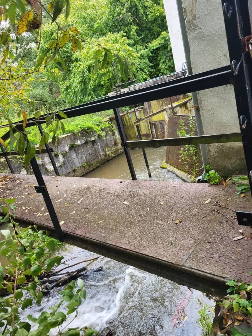 HISTORISCHE MÜHLE MIT EIGENER STROMVERSORGUNG IN SÜDUNGARN