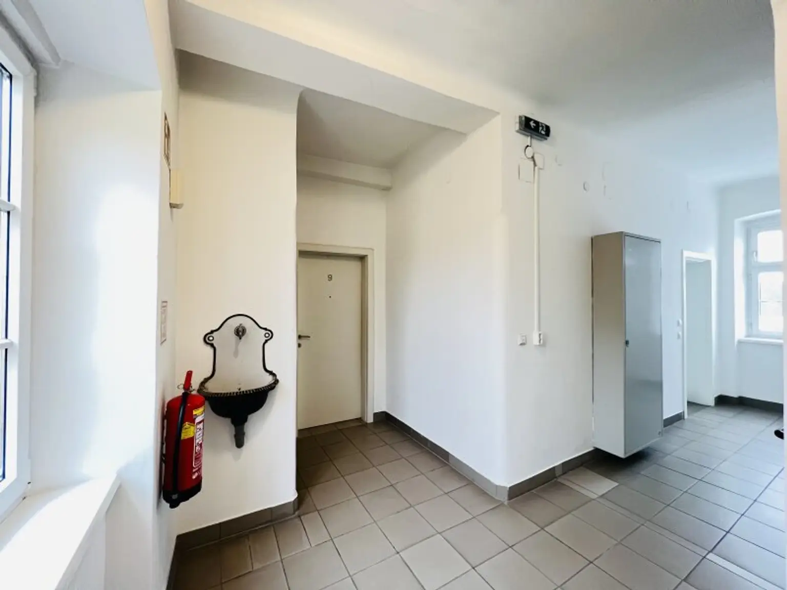 Zentral gelegenes Anlageobjekt in Loosdorf – 8 Wohnungen & 11 Stellplätze