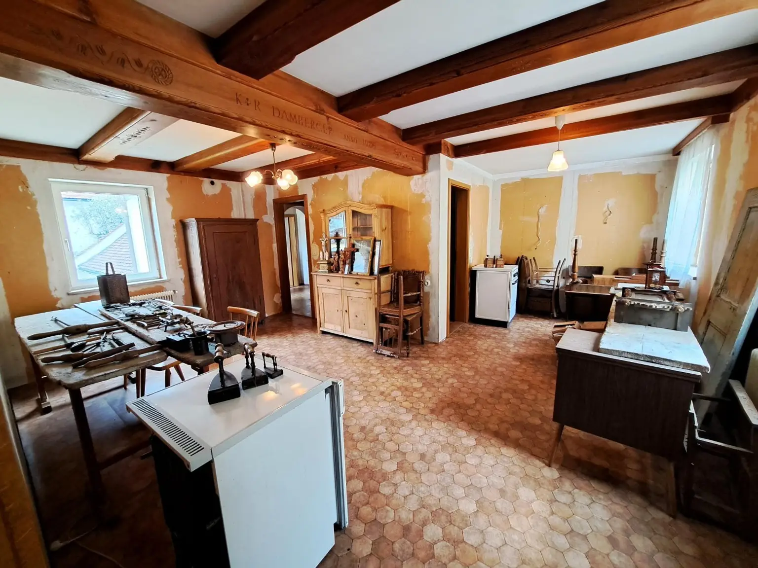 charmantes Wohnhaus mit zwei Wohneinheiten, Innenhof-Garten und Werkstatt - Steyr/Steyrdorf