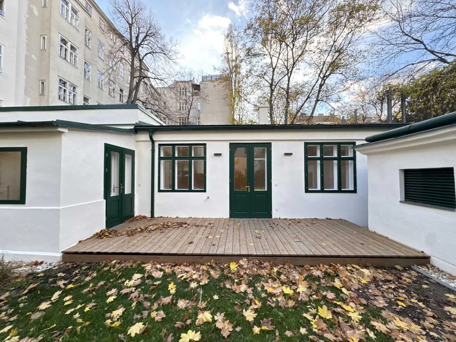 Frisch generalsaniertes Hofgebäude zu mieten!