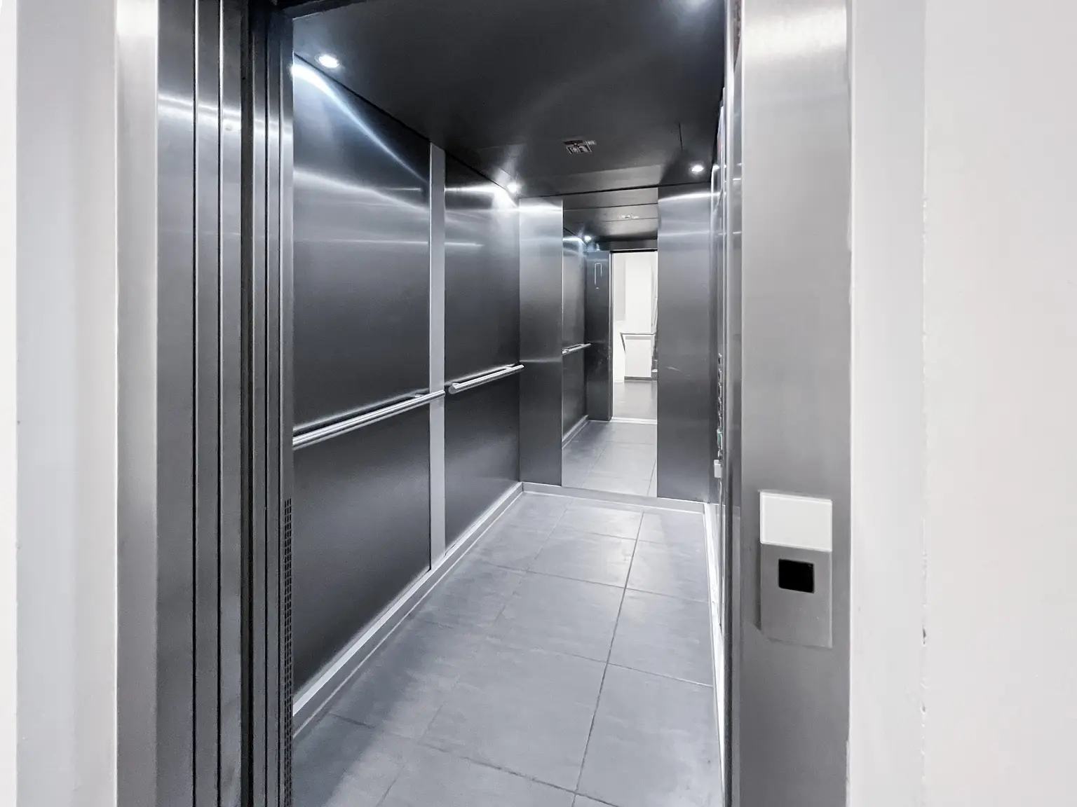 Moderne 2-Zimmer-Anlegerwohnung mit Balkon & Fernblick – vermietet bis 11/2030