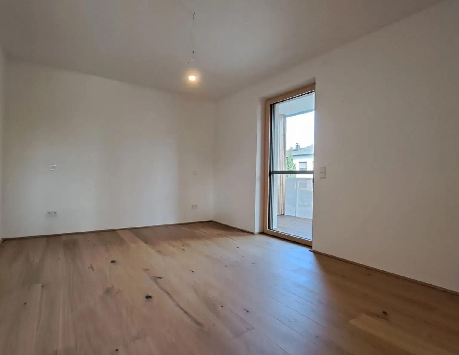 Sonnig Wohnen, Rosig Leben - Daheim in Neusiedl am See!