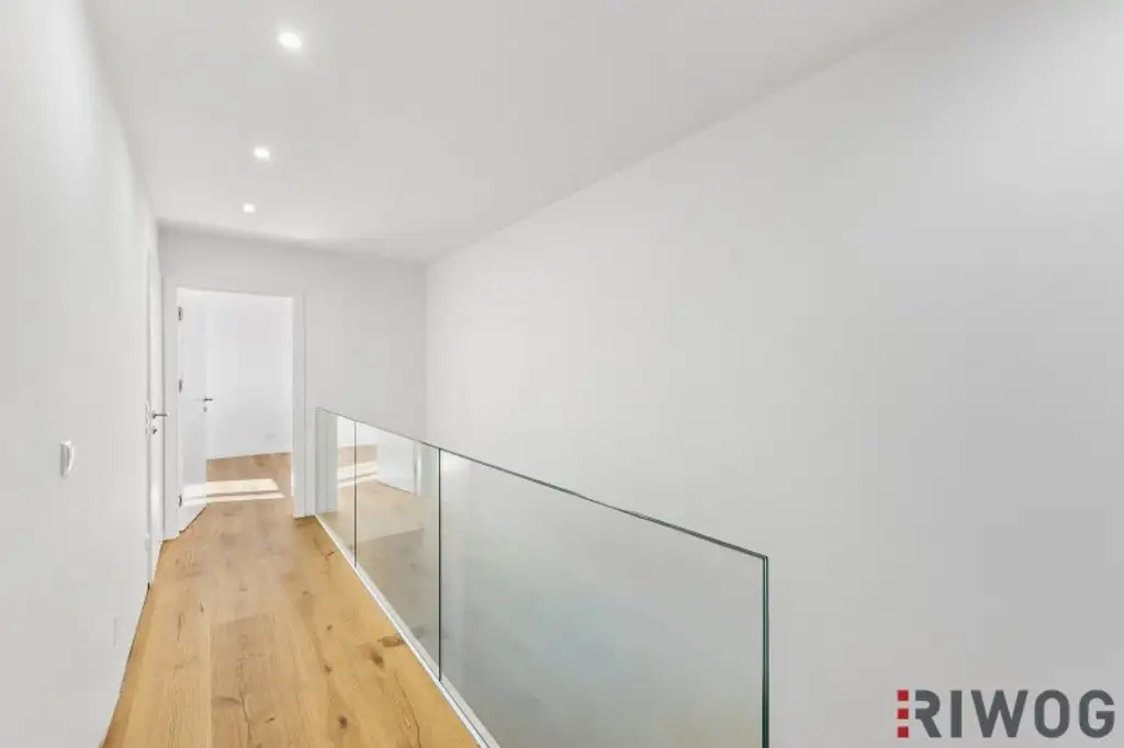 SANIERTES HAUS + 140m² SÜD-GARTEN | 5 MIN vom BHF MEIDLING (U6/S-Bahn) | LUFTWÄRMEPUMPE | RUHELAGE | NUTZUNGSRECHT 250m² Grünfläche