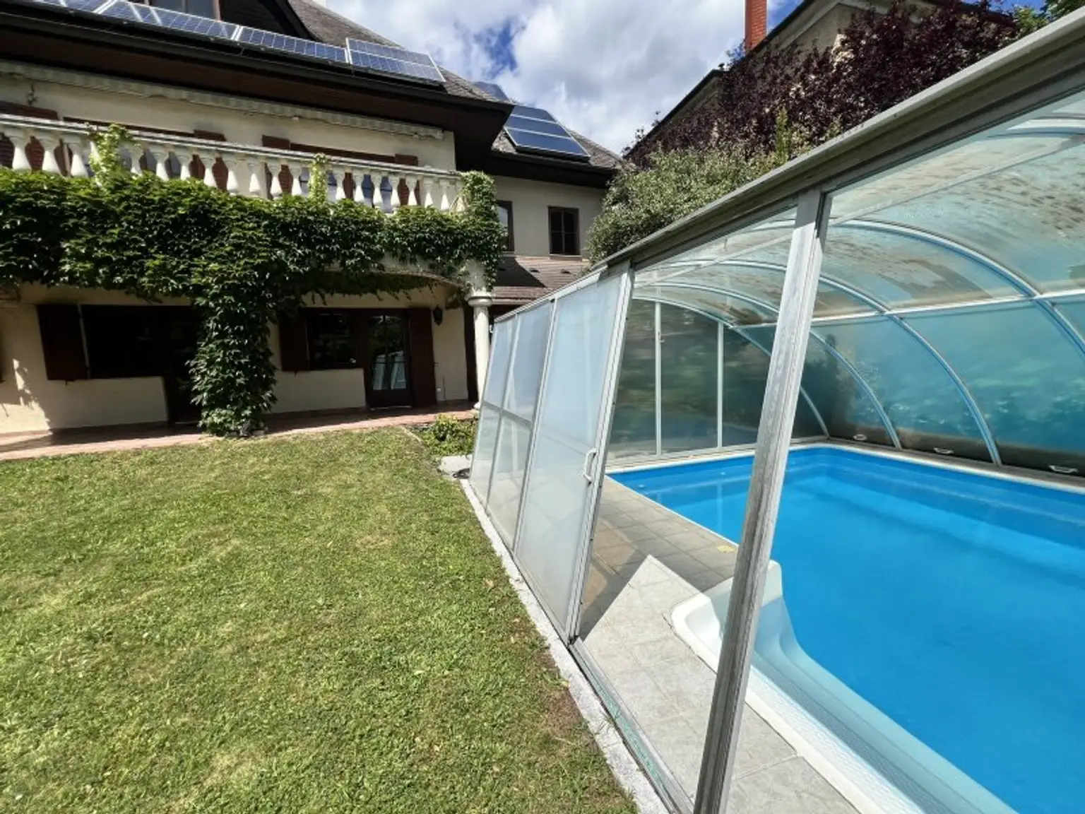 Rarität (!) Großzügige Villa in Badener Bestlage am Mitterberg mit prächtigem Garten - zentrumsnahe (!)