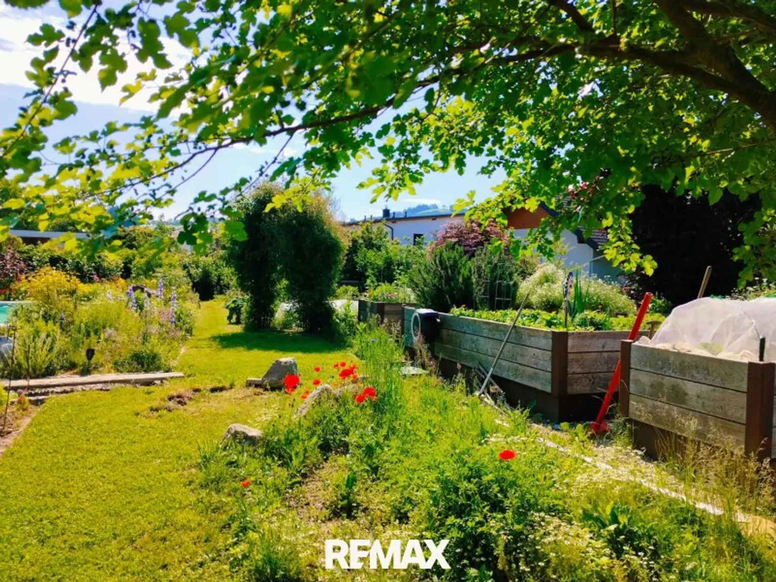 Garten mit Hochbeete