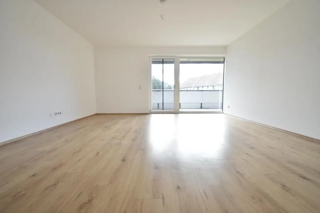 Barrierefreie 3-Zimmer-Wohnung mit Küche und Balkon in zentraler Lage!