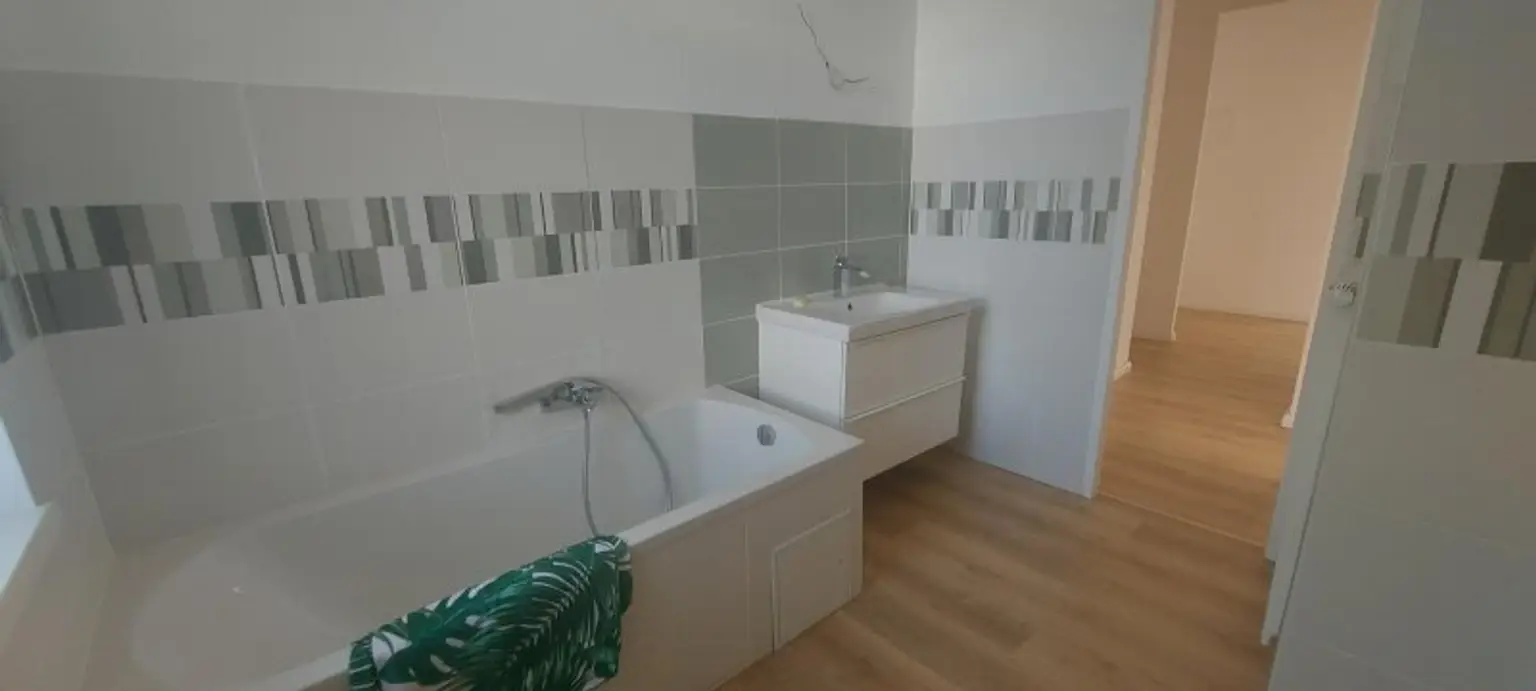 Altbau-Liebling in Toplage von Baden – 85m² Wohntraum mit Parkplatz!
