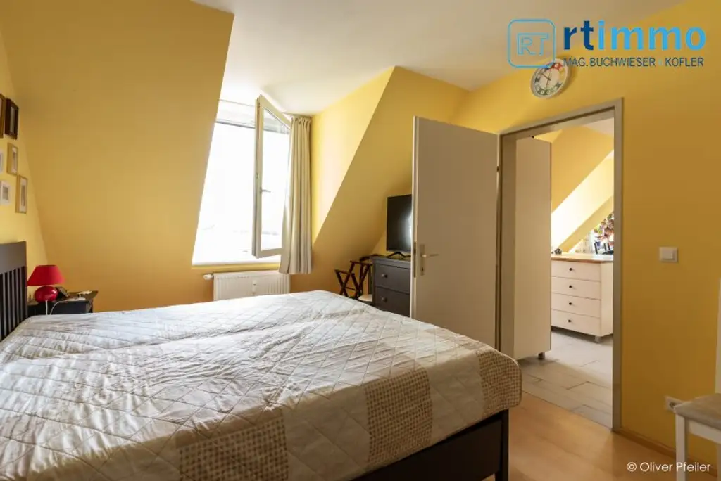 UNKONVENTIONELLE GALERIEWOHNUNG | 6 ZIMMER | ATEMBERAUBENDER WEITBLICK