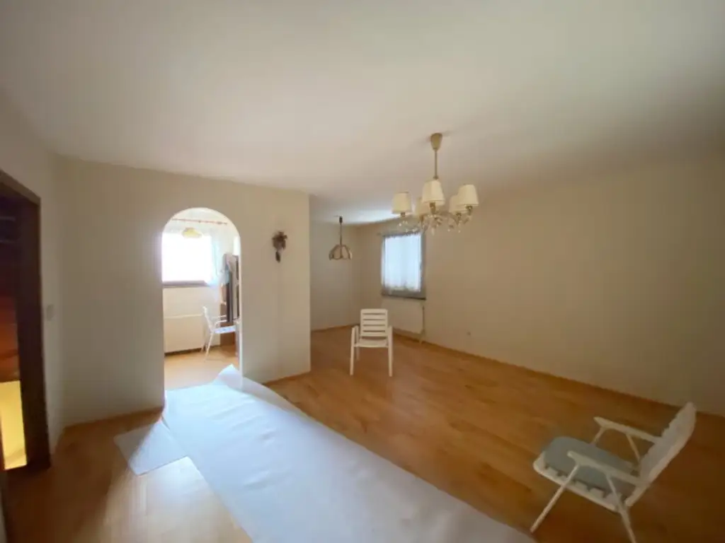 HAUS zu SANIEREN mit GARTEN im Wienerwald