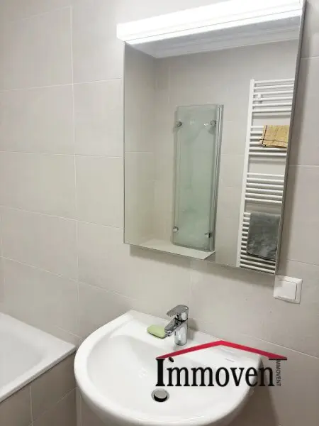 Wunderschöne, möblierte 2-Zimmerwohnung mit Balkon!