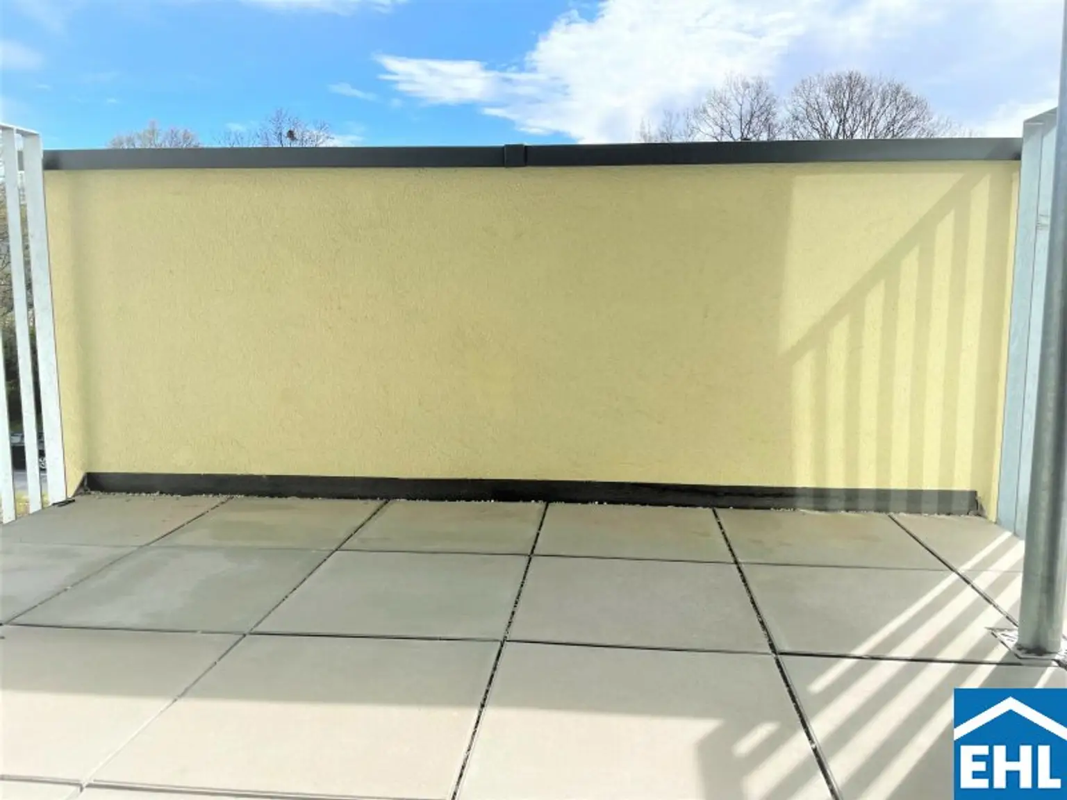 Moderner Wohnungshit mit Freifläche in Oberlaa