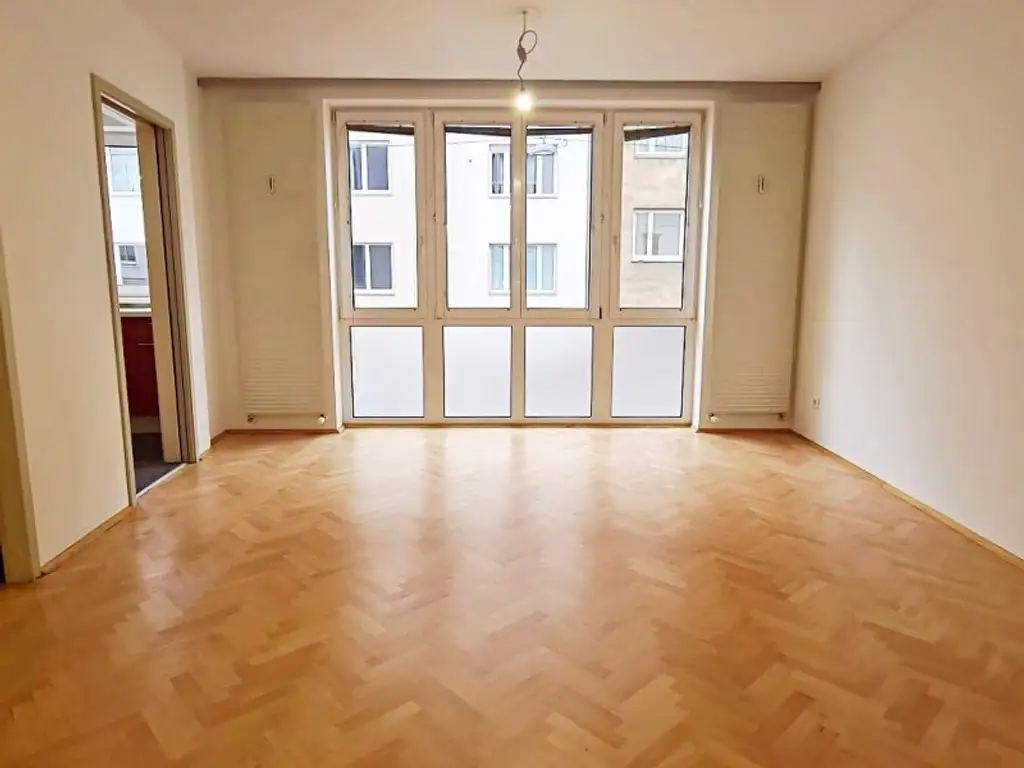 BUCHENGASSE, U1-NÄHE, 57 m2 Neubau mit 10 m2 Terrasse, 2 Zimmer, Komplettküche, Wannenbad, Parketten, 1. Liftstock
