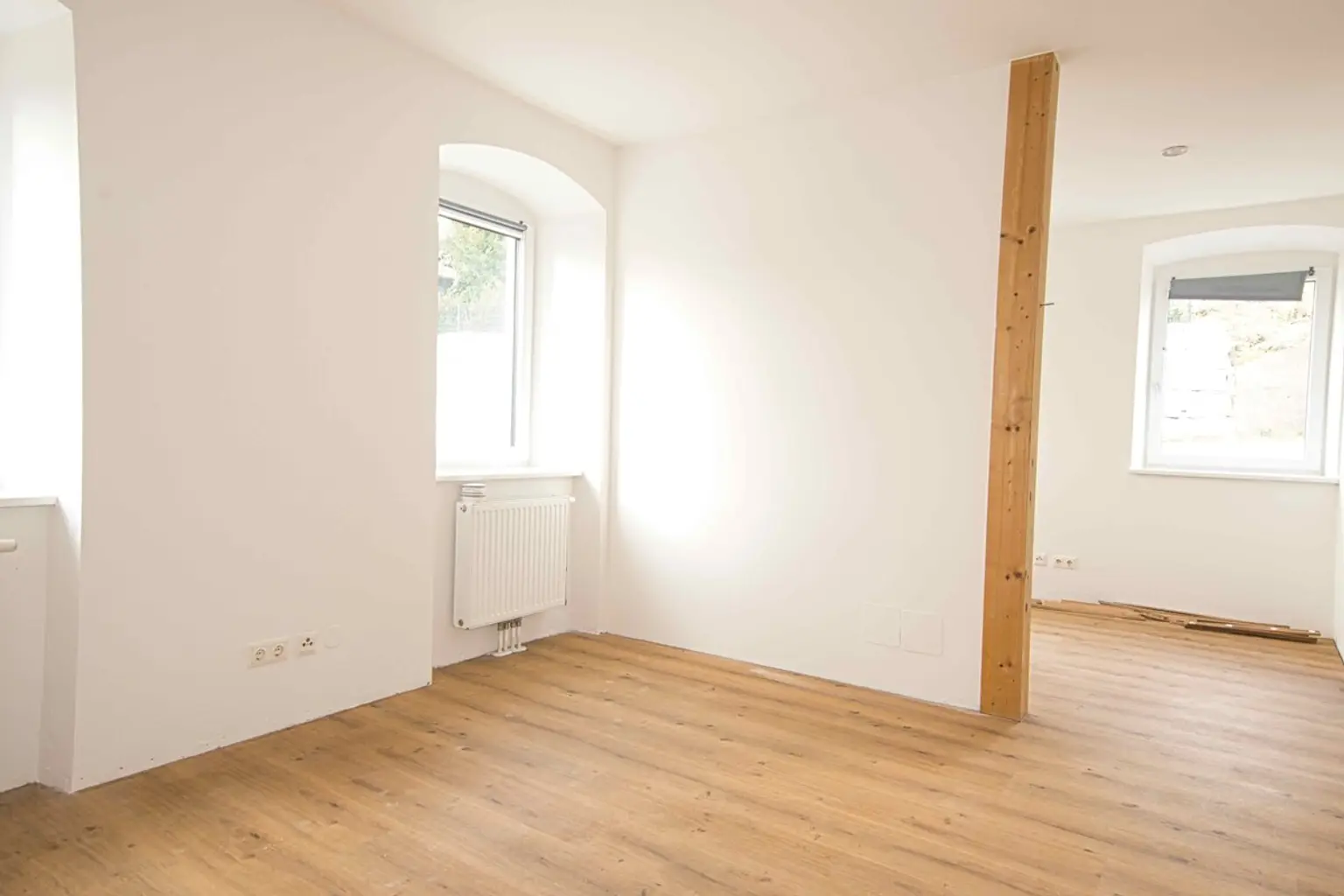 Wohnbereich und Schlafzimmer