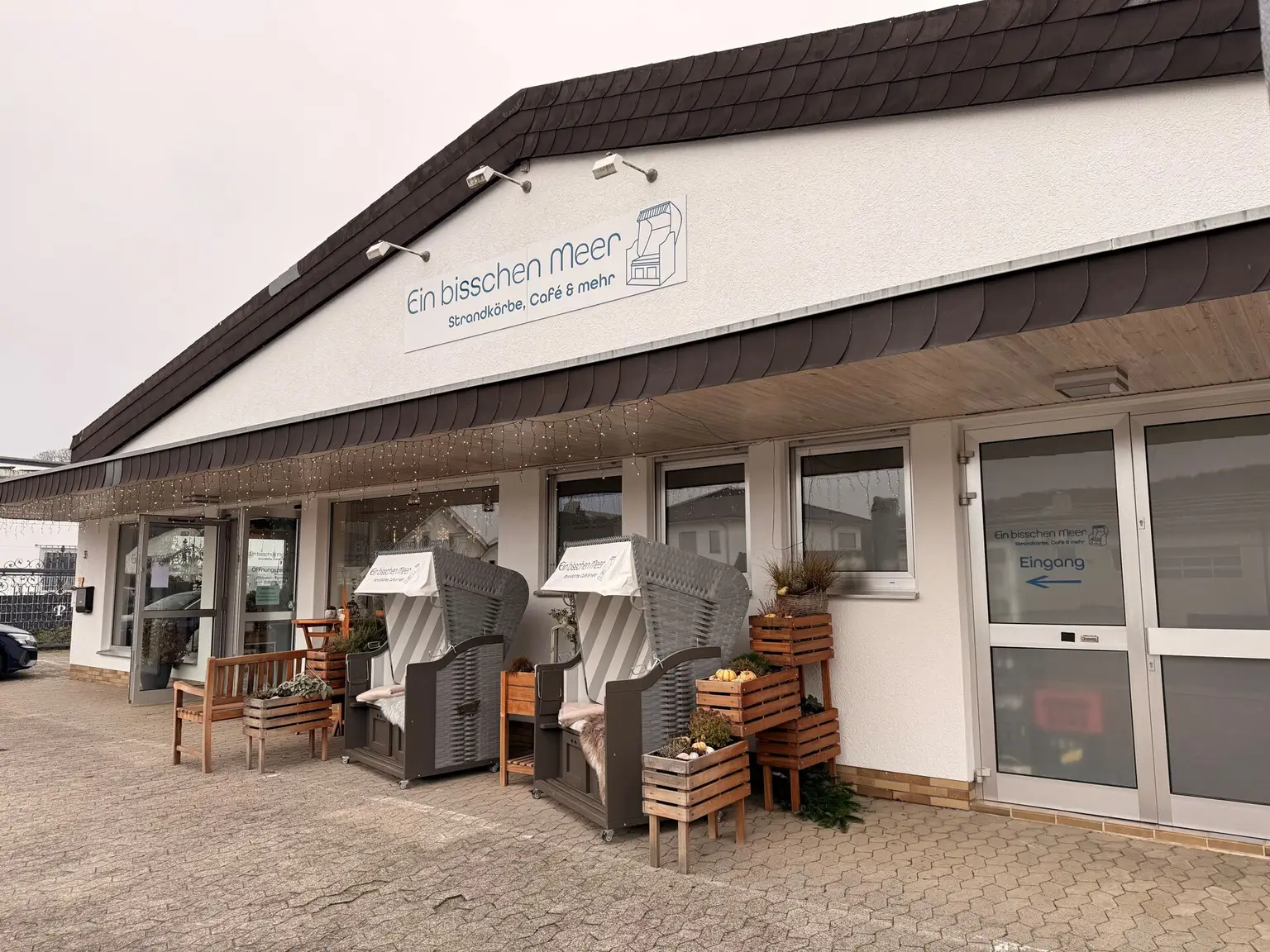 Außenbild vom Parkplatz