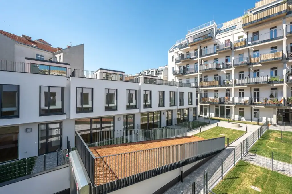 ++Provisionsfrei++   Townhouses in bester Lage mit Garten und Dachterrasse!