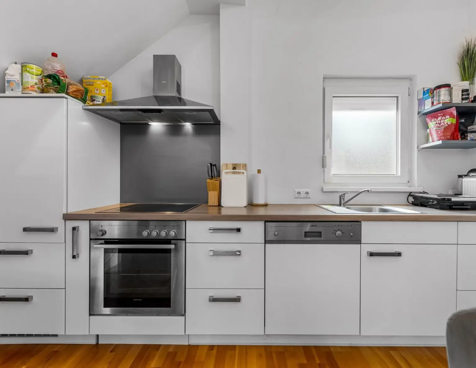 Charmante 3-Zimmer-Dachgeschosswohnung mit Terrasse und Bergblick in Klagenfurt!