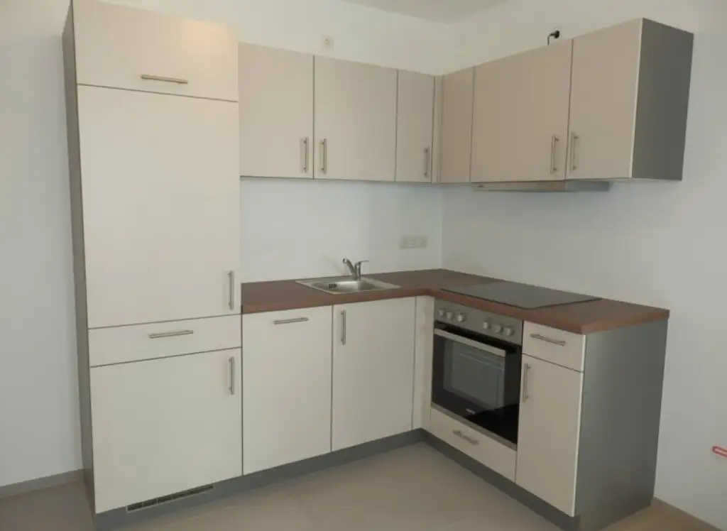 ZWEITBEZUG 3 Zimmer-TERRASSEN-Neubauwohnung - HOFSEITIG