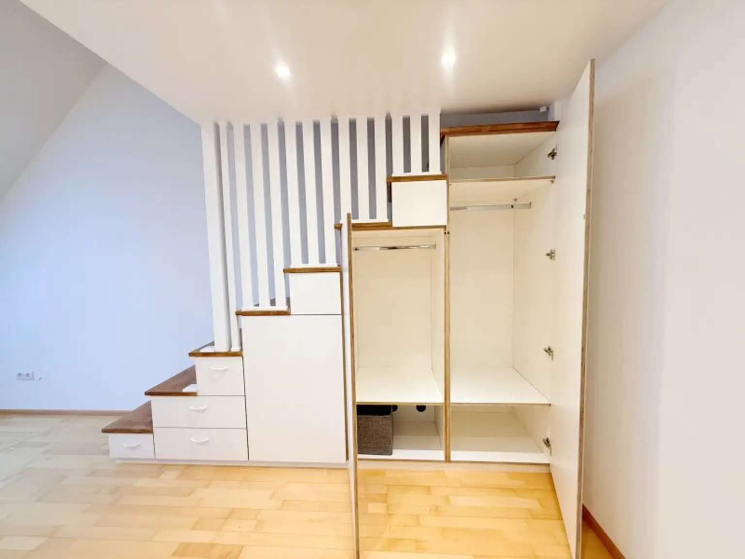 Schlafzimmer 2