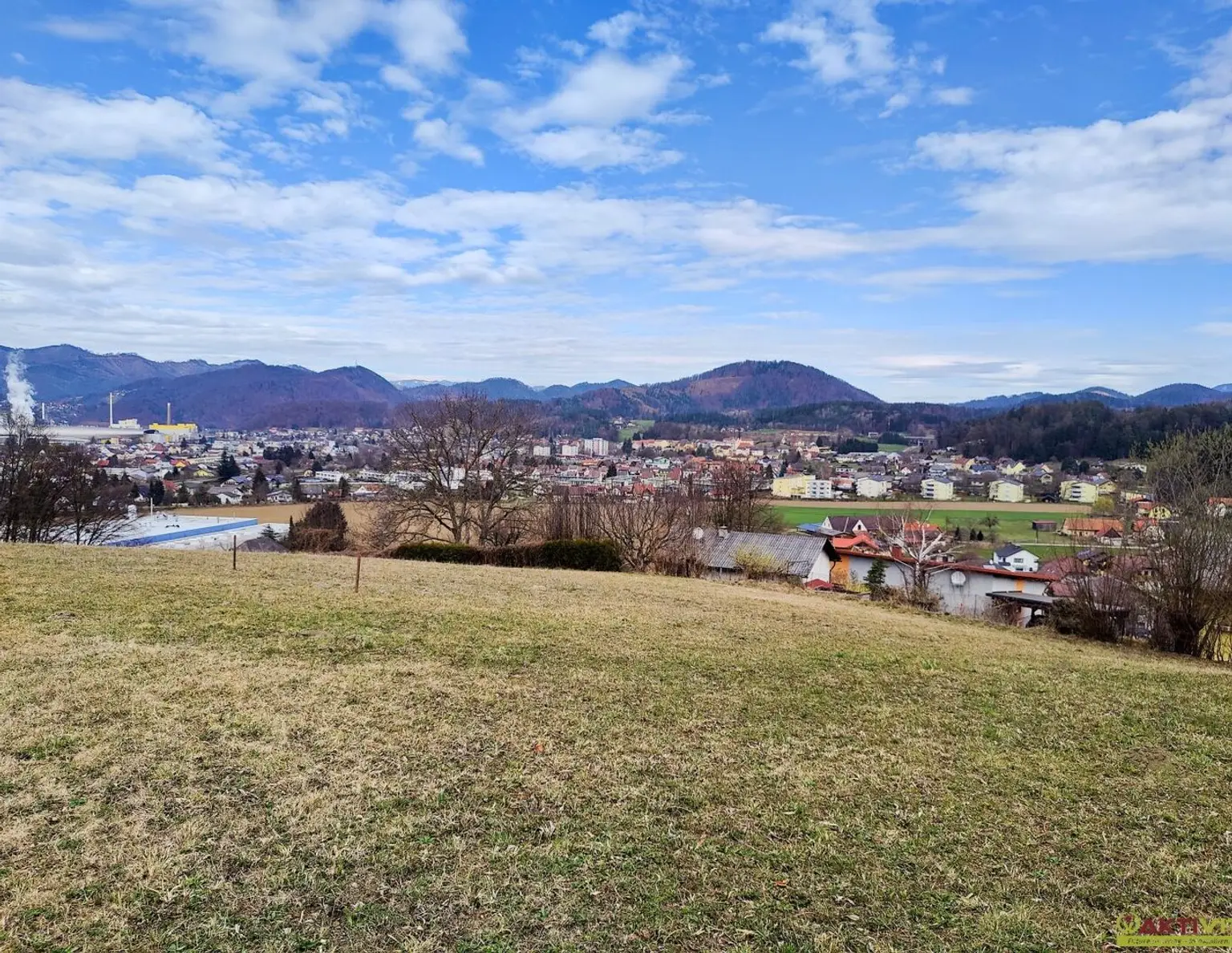 Wohn-Baugrund 5 Minuten vor Graz. - Erhöhte Lage mit Fernblick. - Perfekte Autobahn-Anbindung!