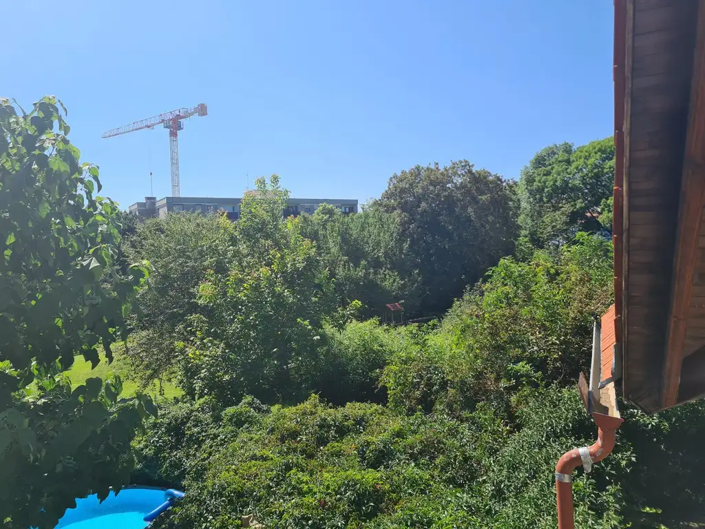 Galeriewohnung auf zwei Ebenen - eigene Garage - Balkon in den Innenhof - sehr gute Infrastruktur
