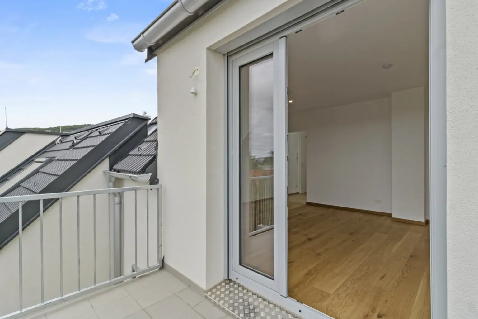 B | ++ LEBENSFREUDE ++ Bezaubernde 3 Zimmer mit BALKON | Prima Service Immobilien