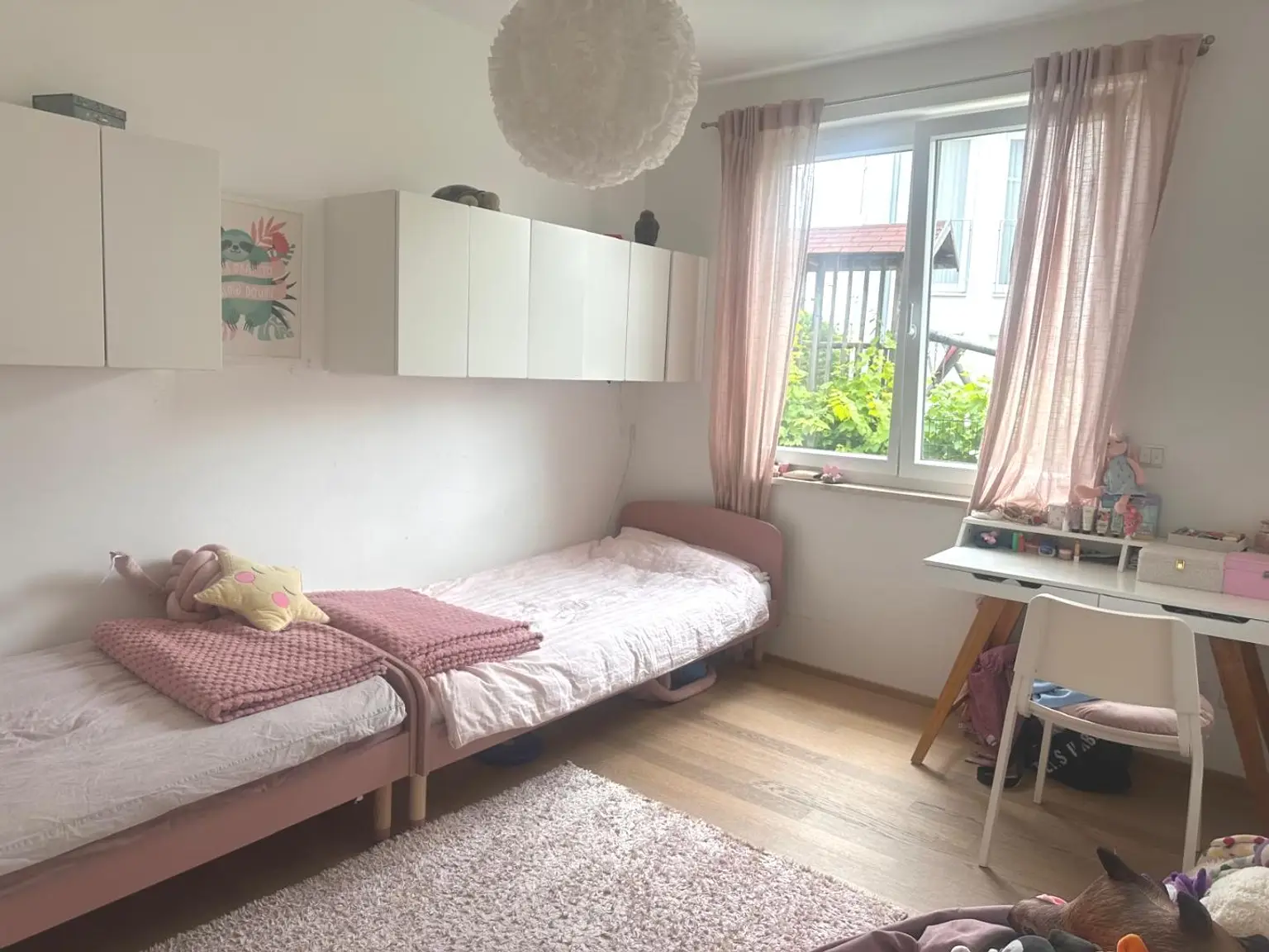 Schlafzimmer 1