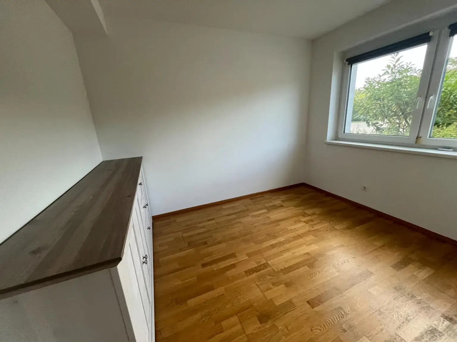Modernisiertes wunderschönes Reihenhaus mit überdachter Terrasse und Garten