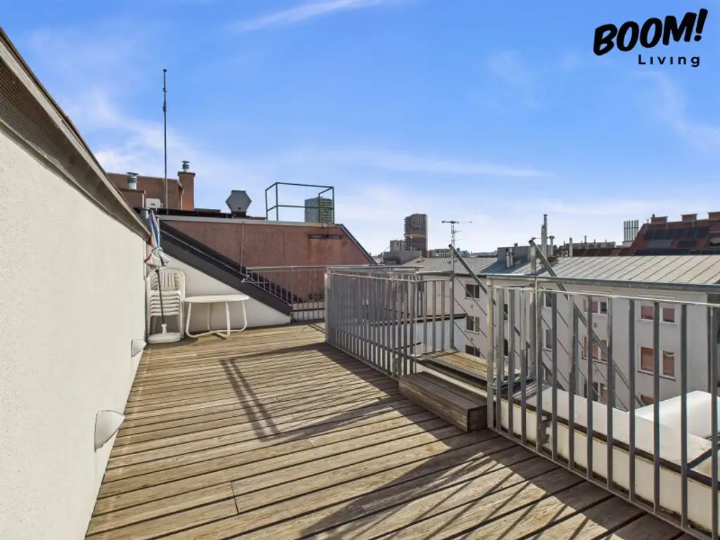 Helle 3-Zimmer-Dachgeschosswohnung mit großer Terrasse in 1200 Wien