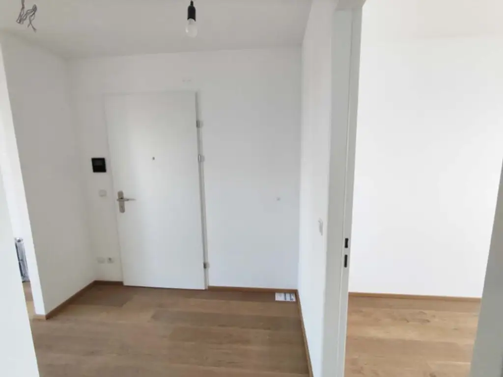 Traumhafter DG-3-Zimmer-Erstbezug mit Terrasse - Top73