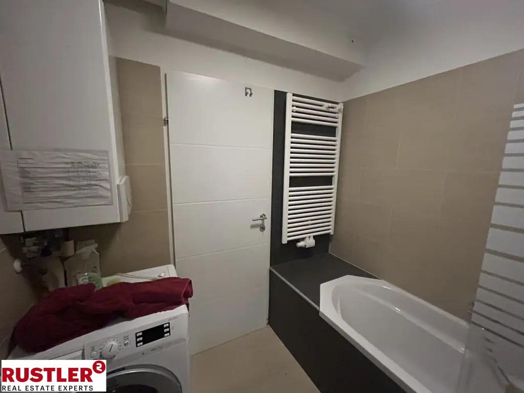 Moderne 2-Zimmer-Dachgeschosswohnung – Erstbezug nach hochwertiger Renovierung