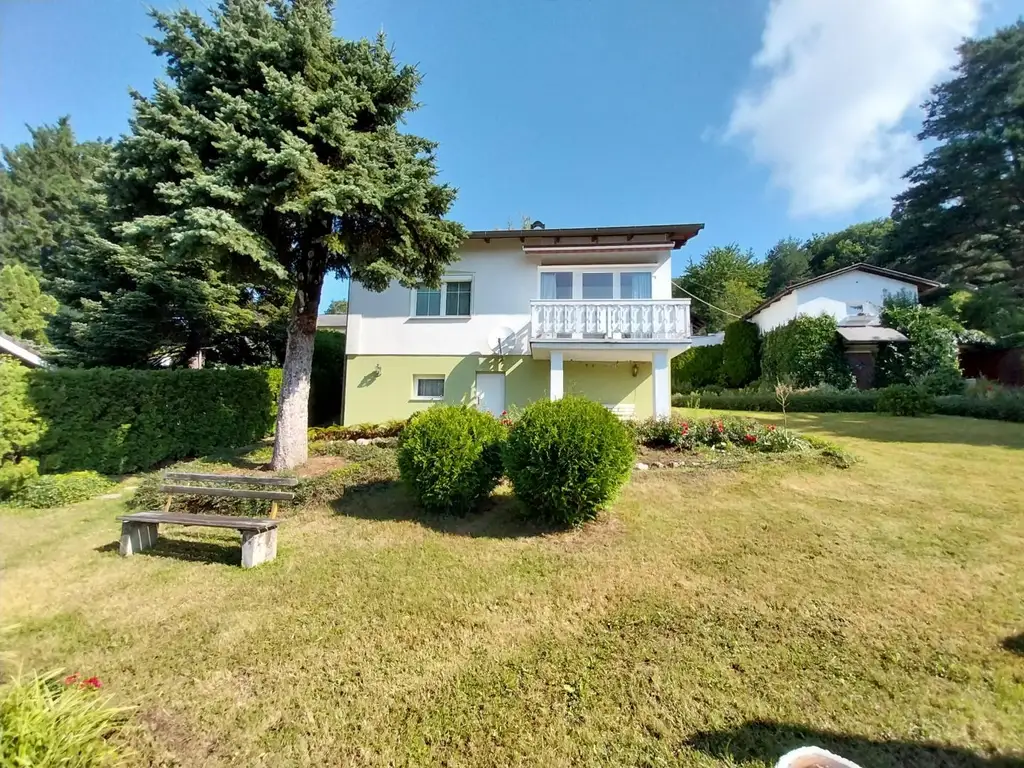 Sehr gepflegtes Einfamilienhaus, idyllische Grünlage in 3032 Eichgraben zu kaufen.