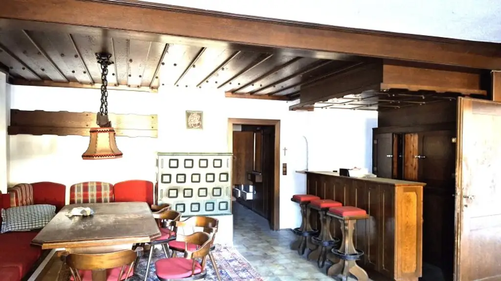 Schönes Markthaus mit vielfältigen Nutzungsmöglichkeiten