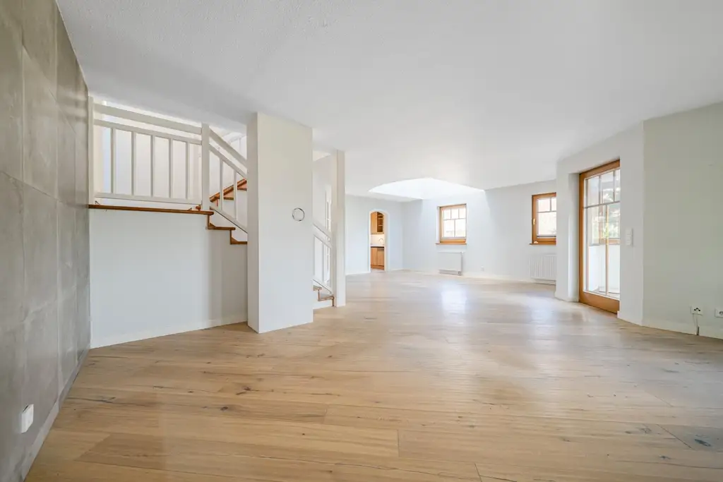 EIN HAUS MIT CHARAKTER! Einzigartiges Einfamilienhaus mit traumhaftem Garten, Garage und mehr!