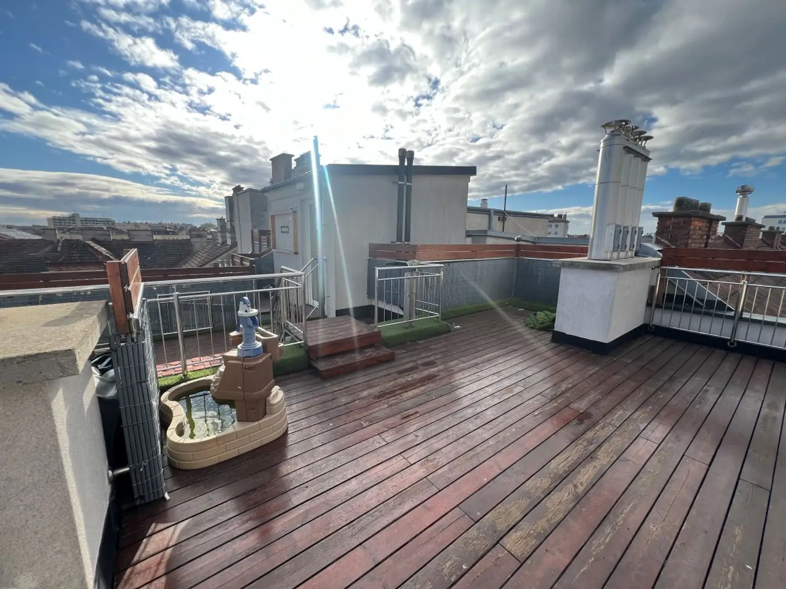 5 | TRAUMHAFTE Maisonette-Wohnung - Top Zustand, Terrasse mit Ausblick | Prima Service Immobilien